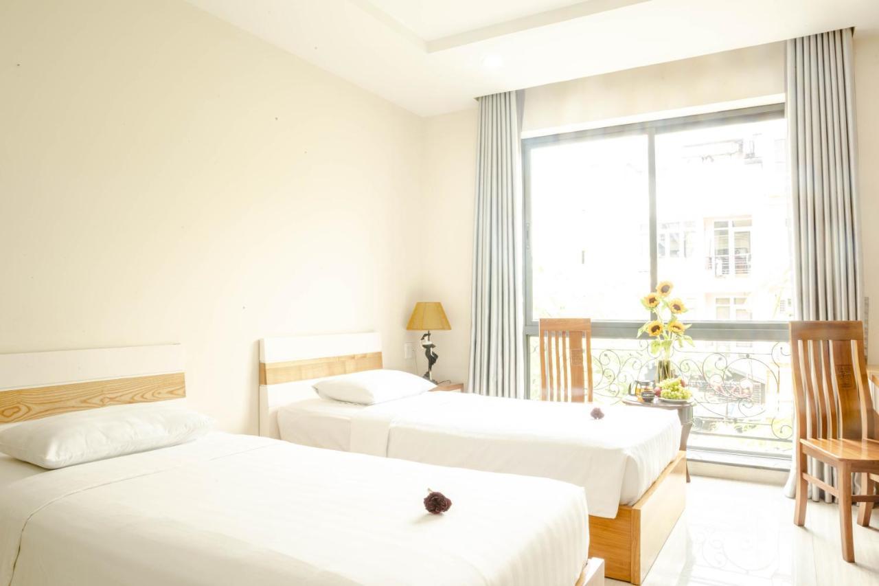Sunshine Luxury Khách sạn 2*